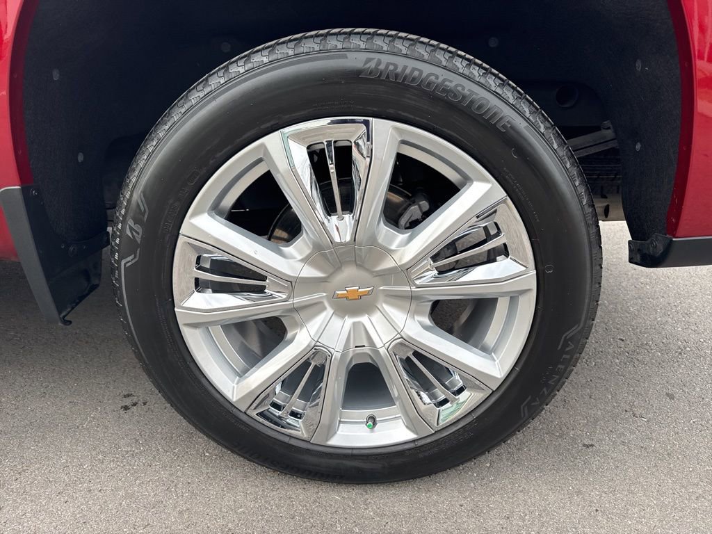 Used 2023 Chevrolet Silverado 1500 High Country w/ High Country Premium Package image 28