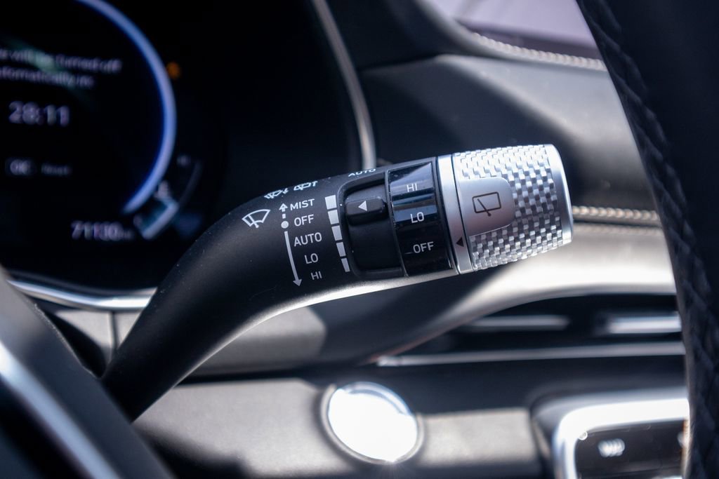 Used 2023 Genesis GV80 3.5T Advanced + w/ Prestige Package image 16