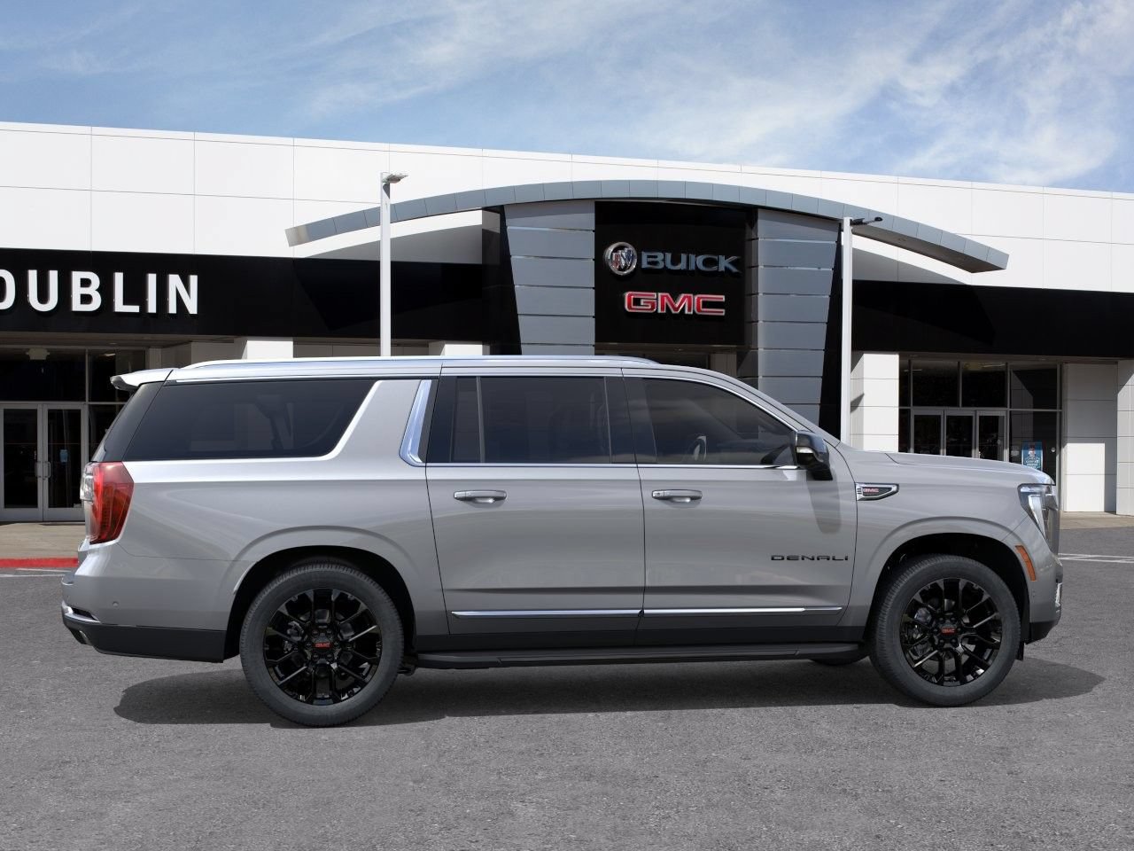 New 2026 GMC Yukon XL Denali w/ Advanced Technology Package AWD/4WD image 3