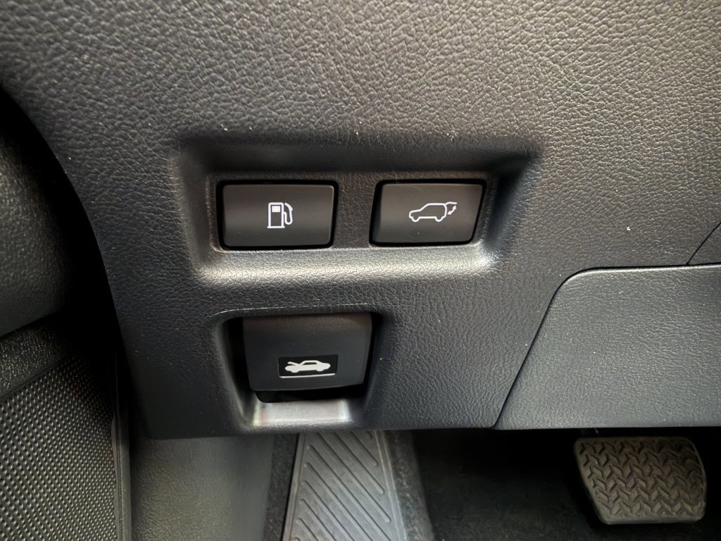 Used 2024 Lexus UX 250h FWD image 26