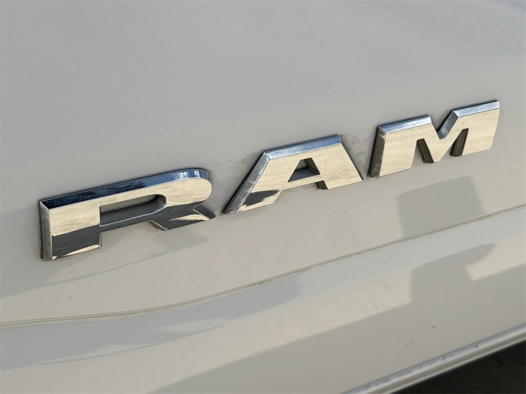 Used 2024 RAM 1500 Laramie image 11