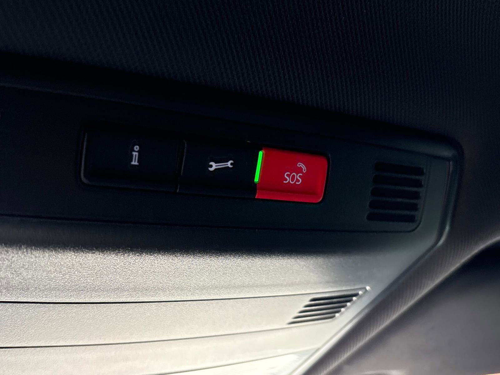 Certified 2024 Volkswagen Jetta Sport image 26