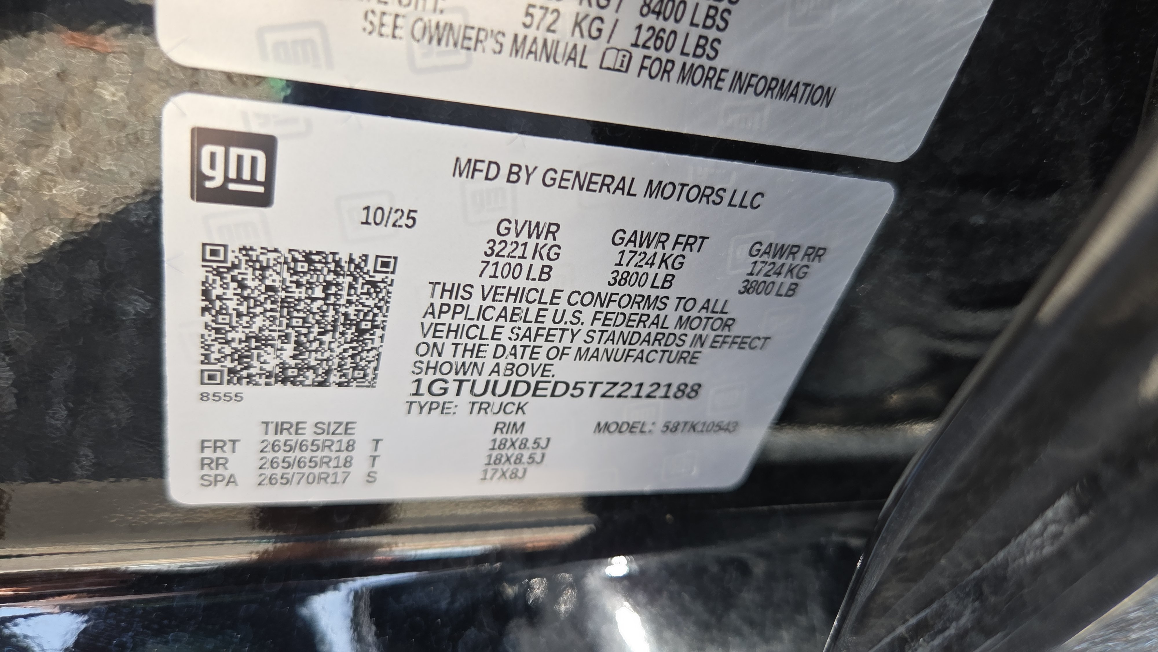 Used 2026 GMC Sierra 1500 SLT AWD/4WD image 16