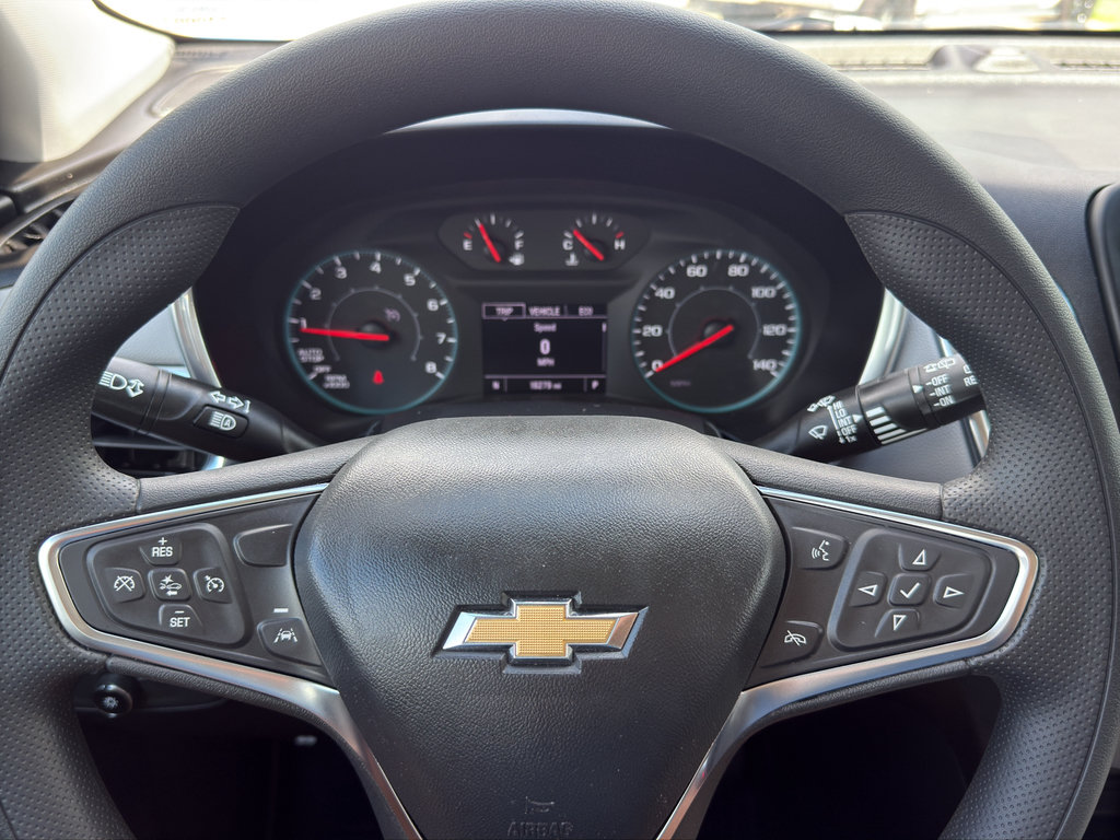 Used 2024 Chevrolet Equinox LS FWD image 13