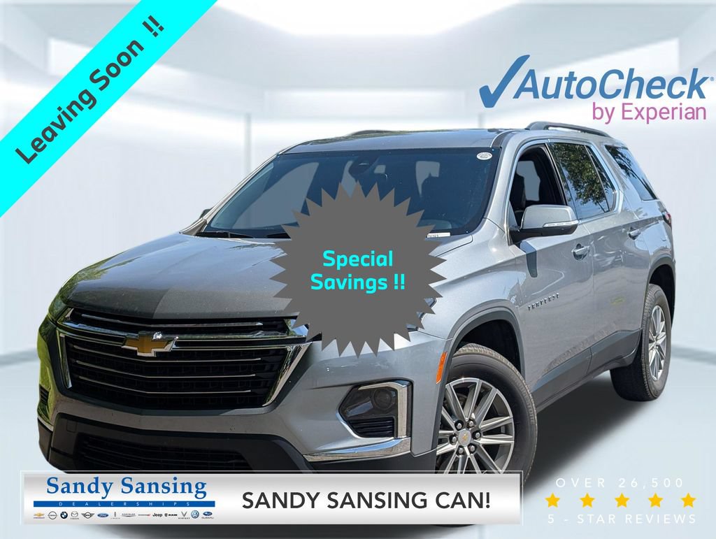 Used 2023 Chevrolet Traverse LT