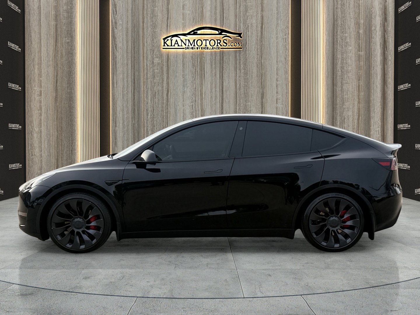 Used 2023 Tesla Model Y Performance image 4