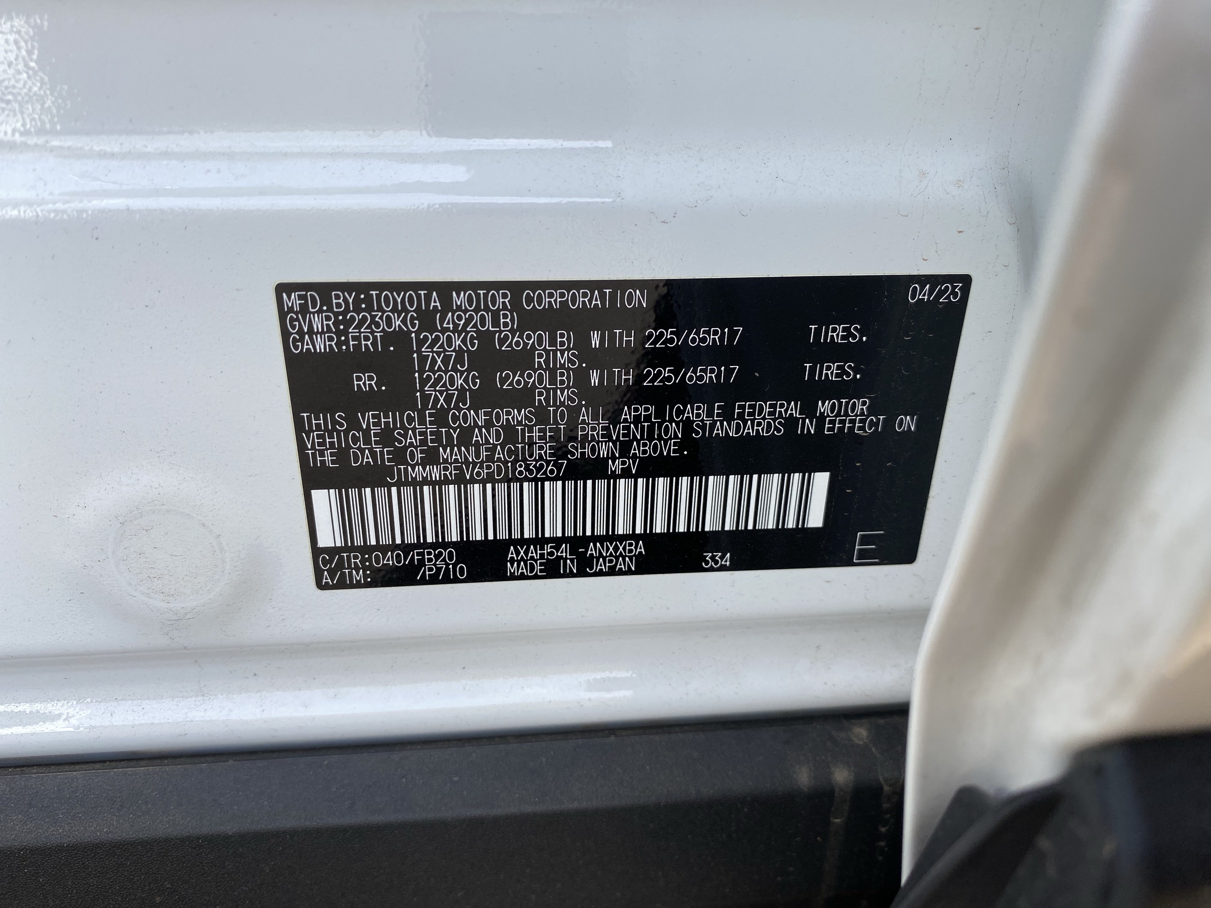 Used 2023 Toyota RAV4 LE AWD/4WD image 33