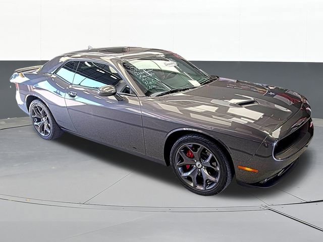 Used 2018 Dodge Challenger SXT Plus image 1