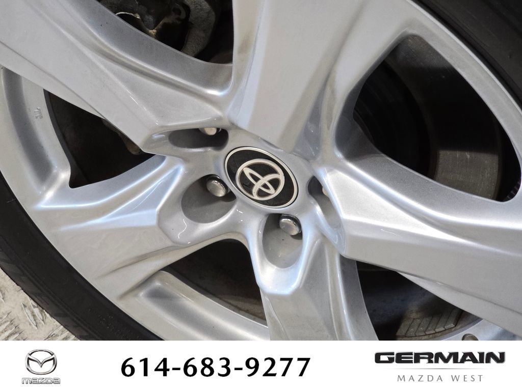 Used 2023 Toyota Highlander LE FWD image 14