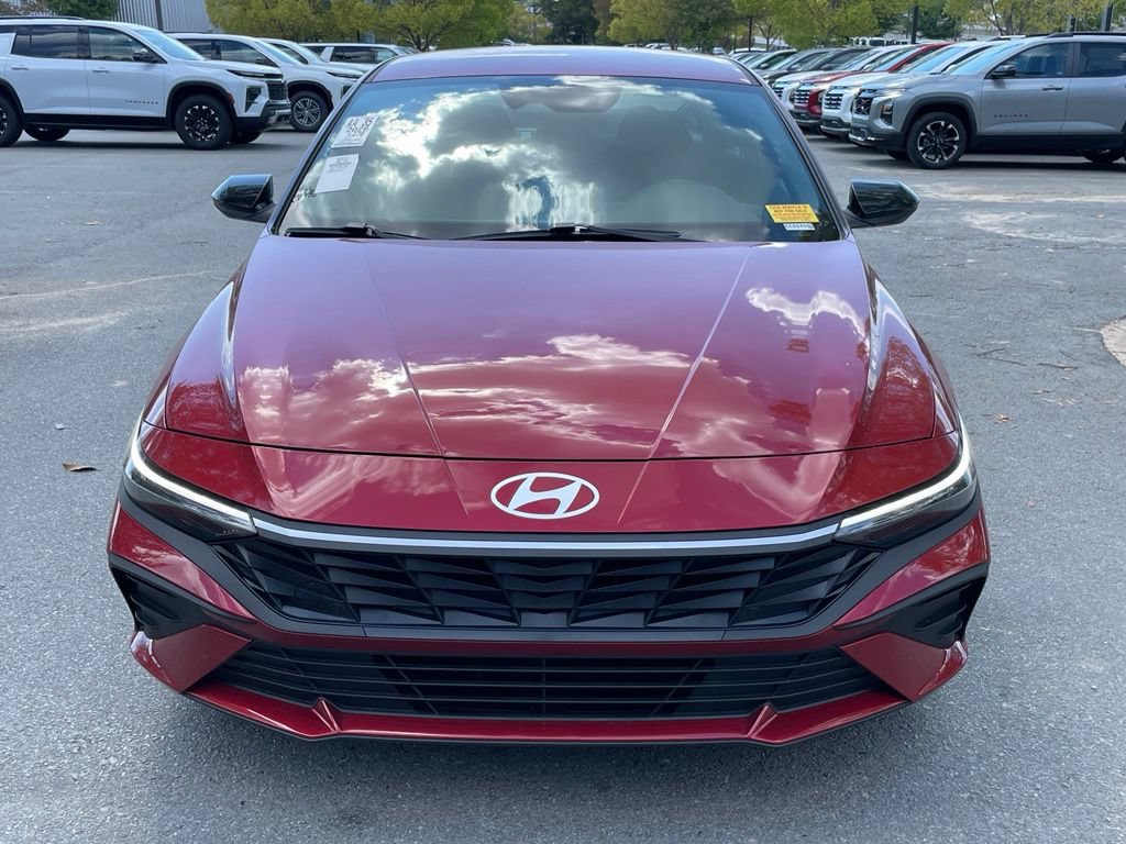 Used 2026 Hyundai Elantra Sport FWD image 2