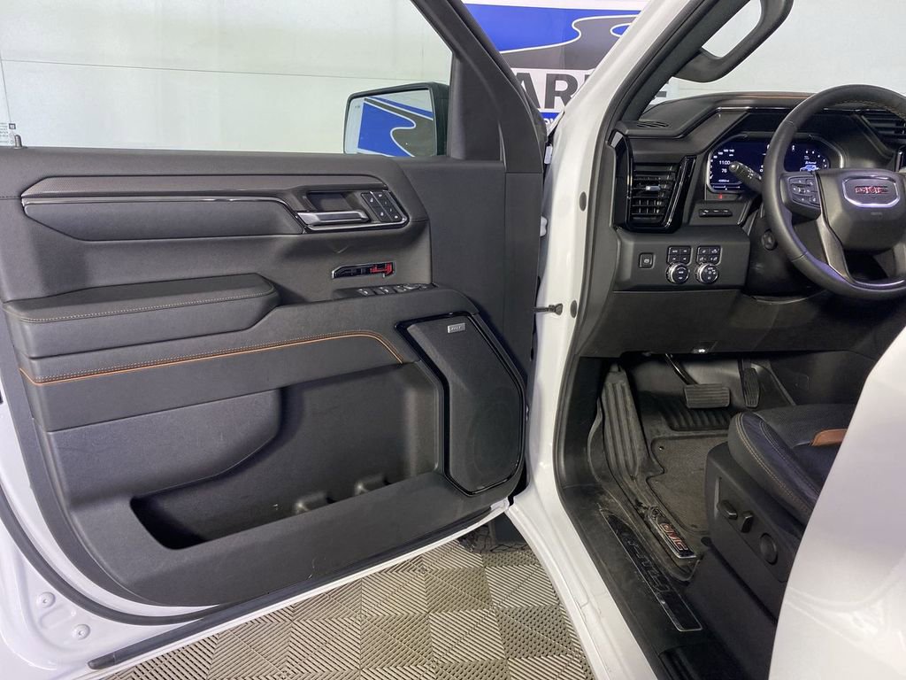 Certified 2023 GMC Sierra 1500 AT4 w/ Technology Package AWD/4WD image 29