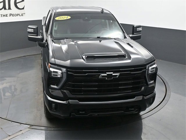 Used 2024 Chevrolet Silverado 2500 LTZ w/ LTZ Plus Package image 58