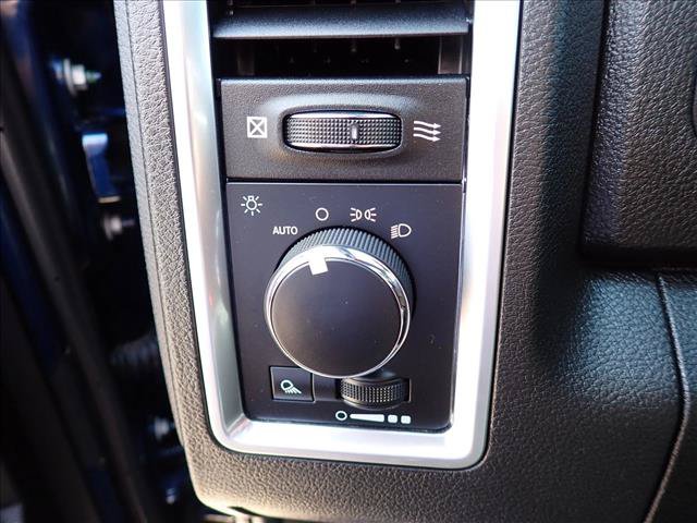 Used 2021 RAM 1500 Warlock w/ Warlock Decor Package AWD/4WD image 13