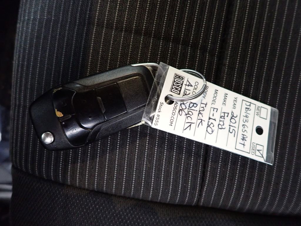 Used 2015 Ford F150 XLT w/ Equipment Group 302A Luxury image 46