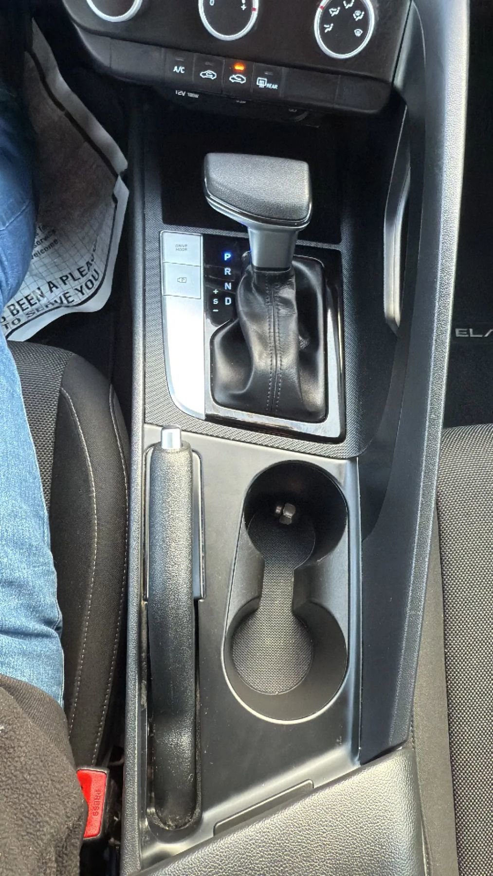 Used 2021 Hyundai Elantra SE image 20