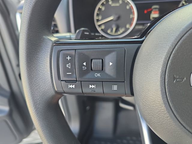 Used 2023 Nissan Rogue SV image 23