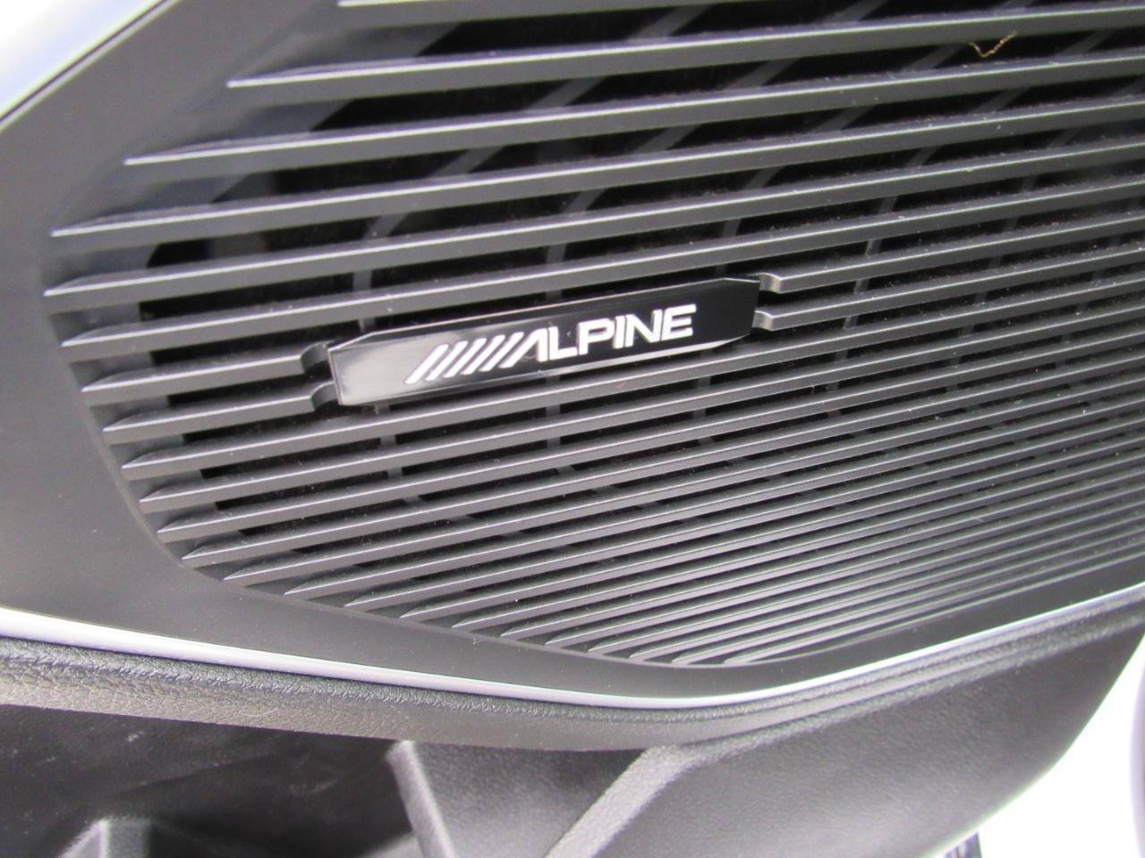 Used 2024 Jeep Wagoneer Series III AWD/4WD image 17