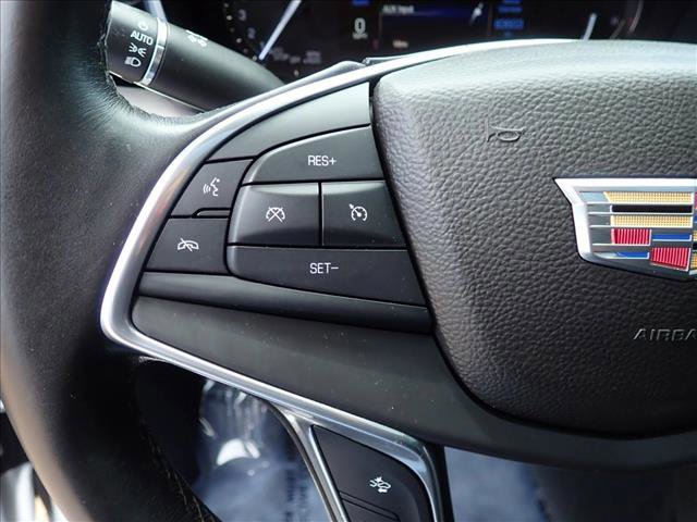 Used 2017 Cadillac XT5 Luxury w/ Driver Awareness Package FWD image 16