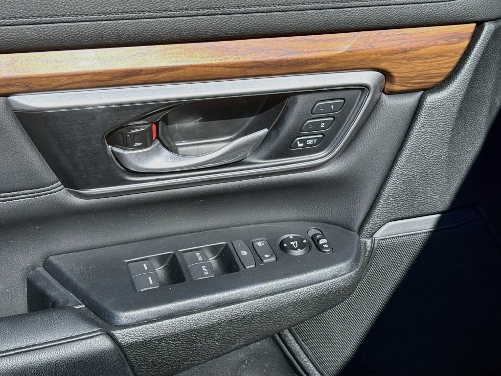 Used 2022 Honda CR-V EX-L image 17