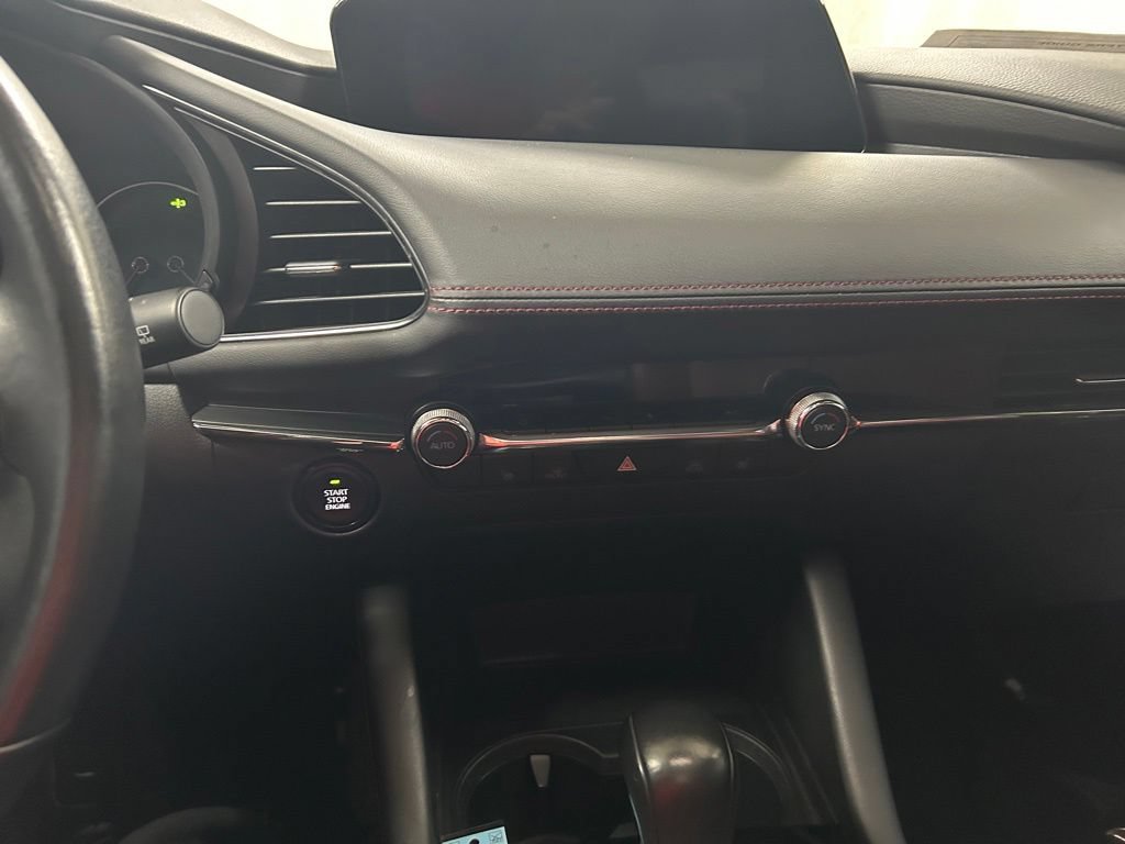 Used 2023 MAZDA MAZDA3 s FWD image 20