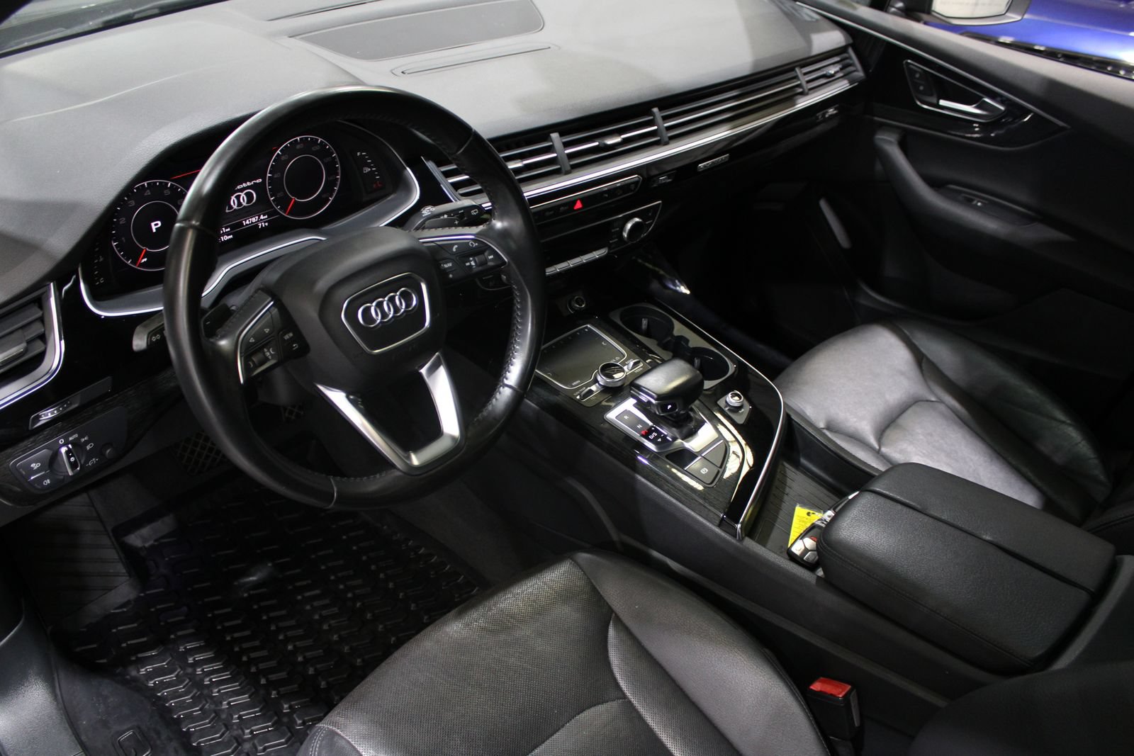 Used 2017 Audi Q7 3.0T Premium Plus AWD/4WD image 18