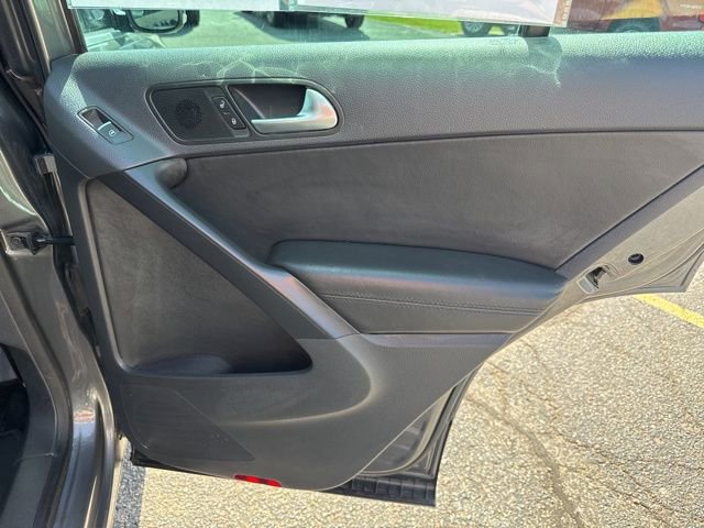 Used 2012 Volkswagen Tiguan S image 14