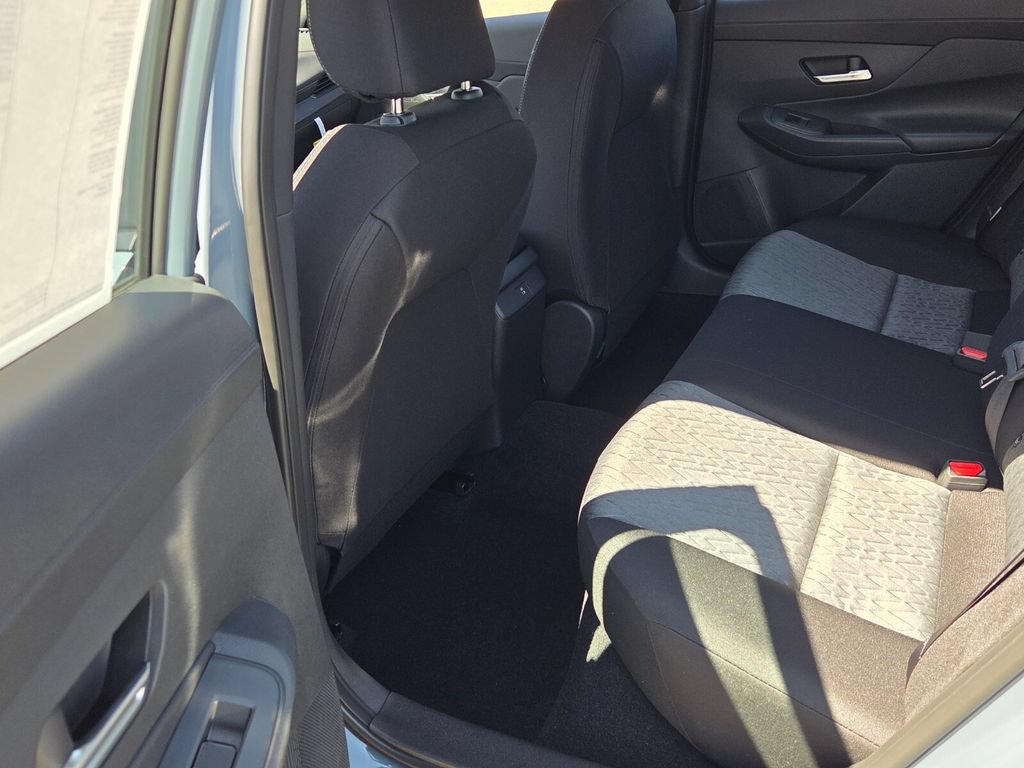 New 2027 Nissan Sentra SV w/ SV Convenience Package FWD image 6