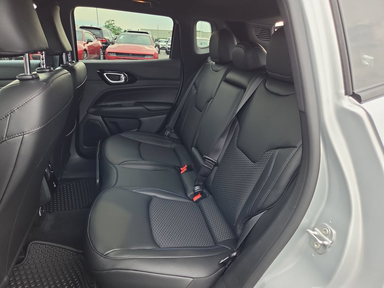 New 2026 Jeep Compass Latitude AWD/4WD image 14