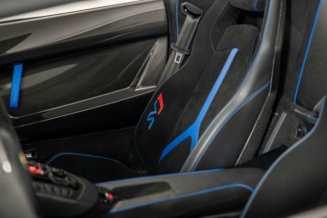 Used 2021 Lamborghini Aventador SVJ AWD/4WD image 23