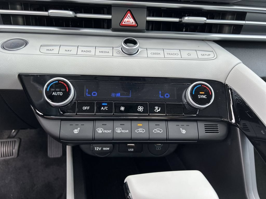 New 2026 Hyundai Elantra Limited FWD image 13