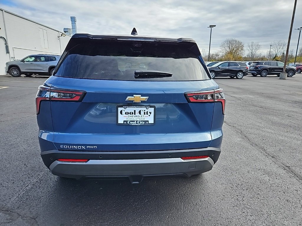 New 2026 Chevrolet Equinox LT w/ Convenience Package II image 4