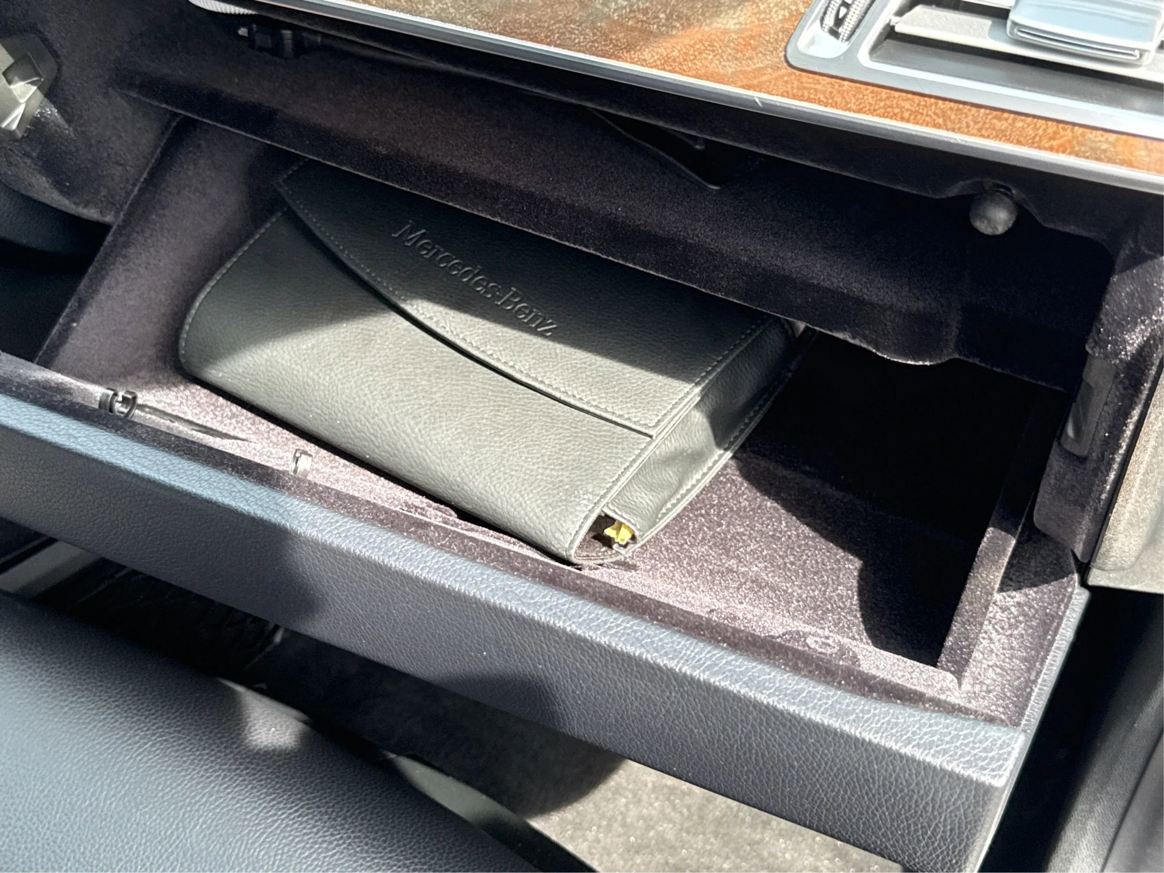 Used 2014 Mercedes-Benz E 350 4MATIC Sedan image 38