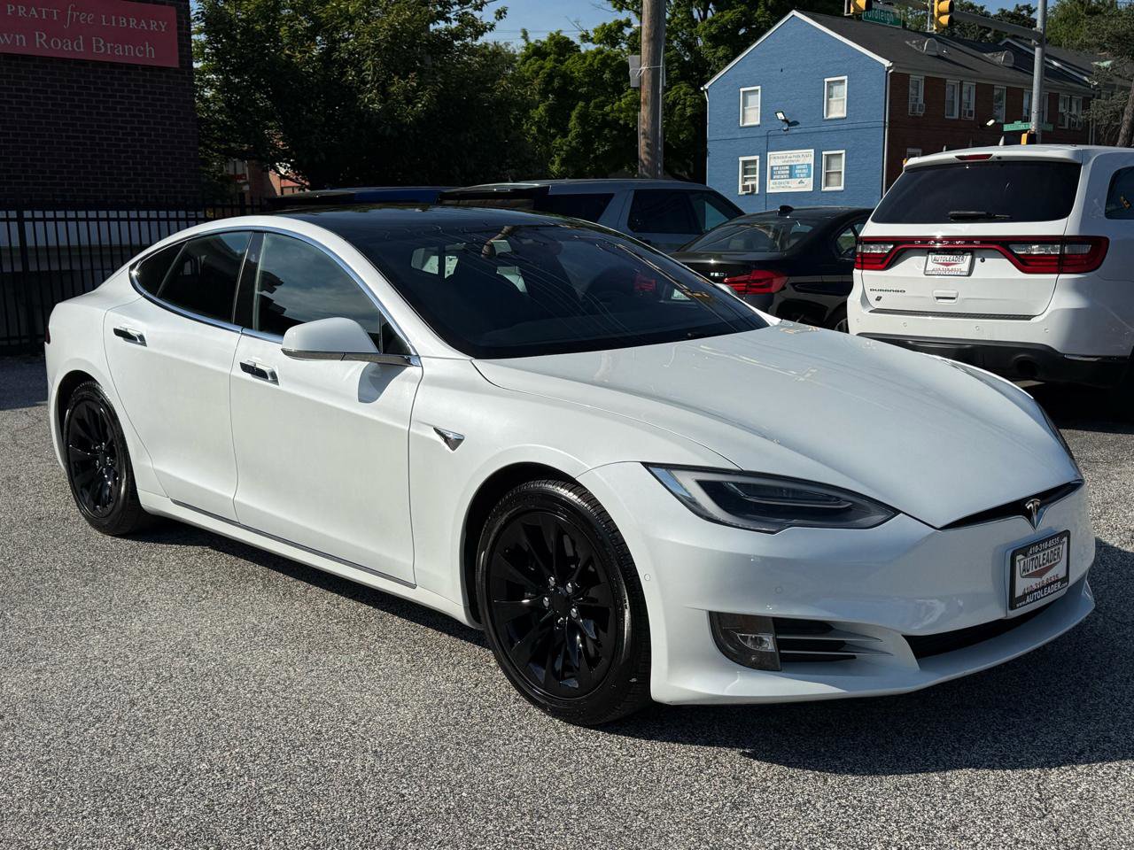 Used 2020 Tesla Model S Long Range Plus AWD/4WD image 14