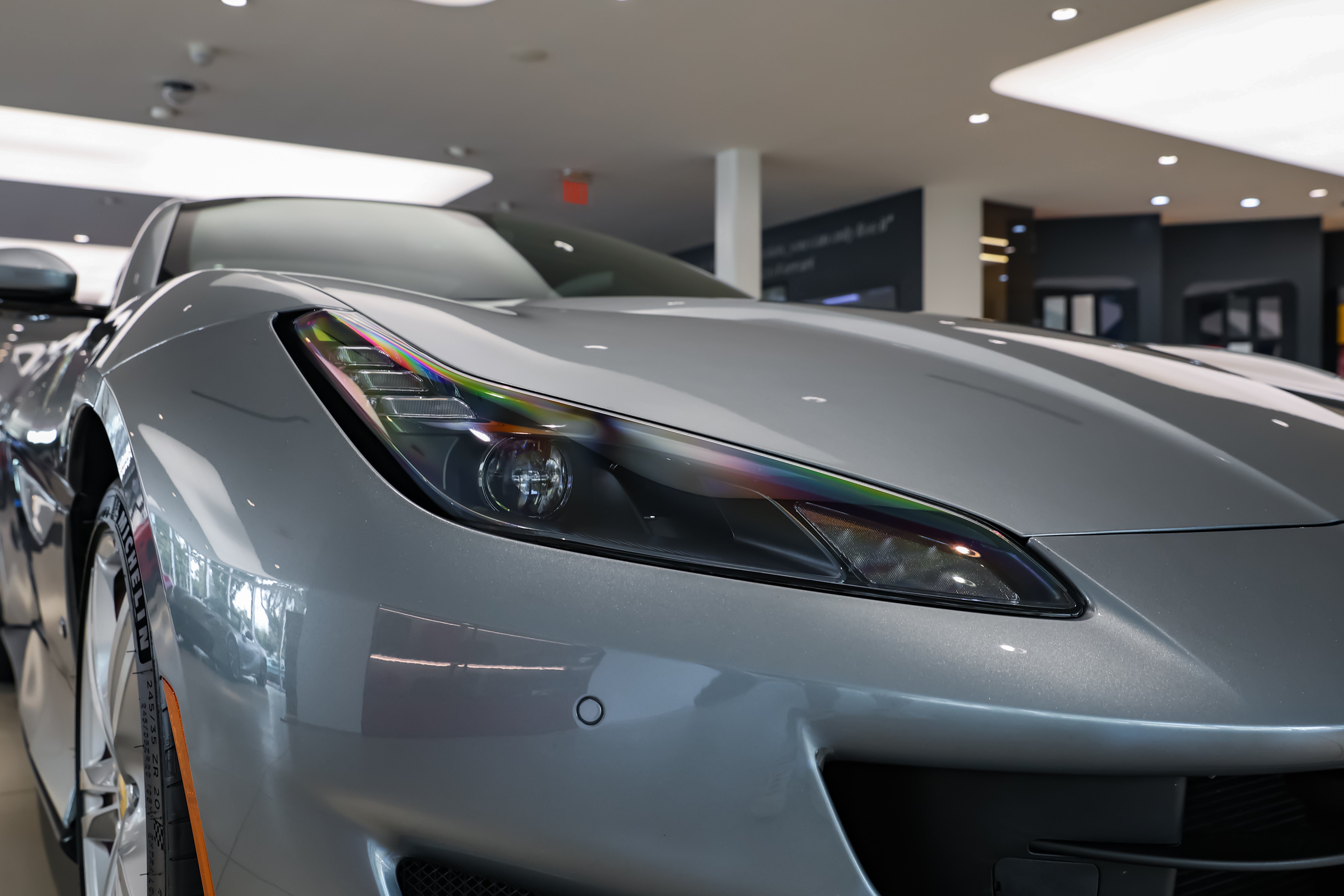 Used 2019 Ferrari Portofino RWD image 24