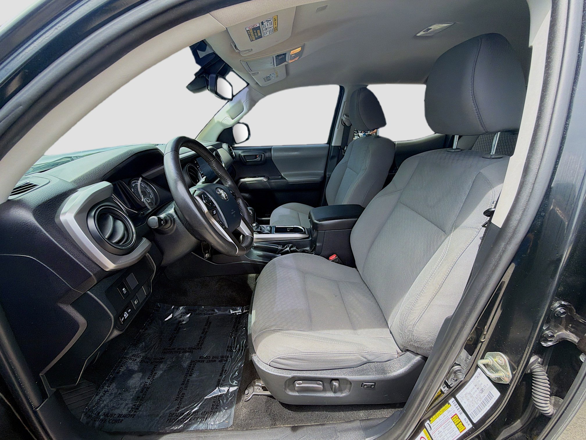 Used 2020 Toyota Tacoma SR5 image 19