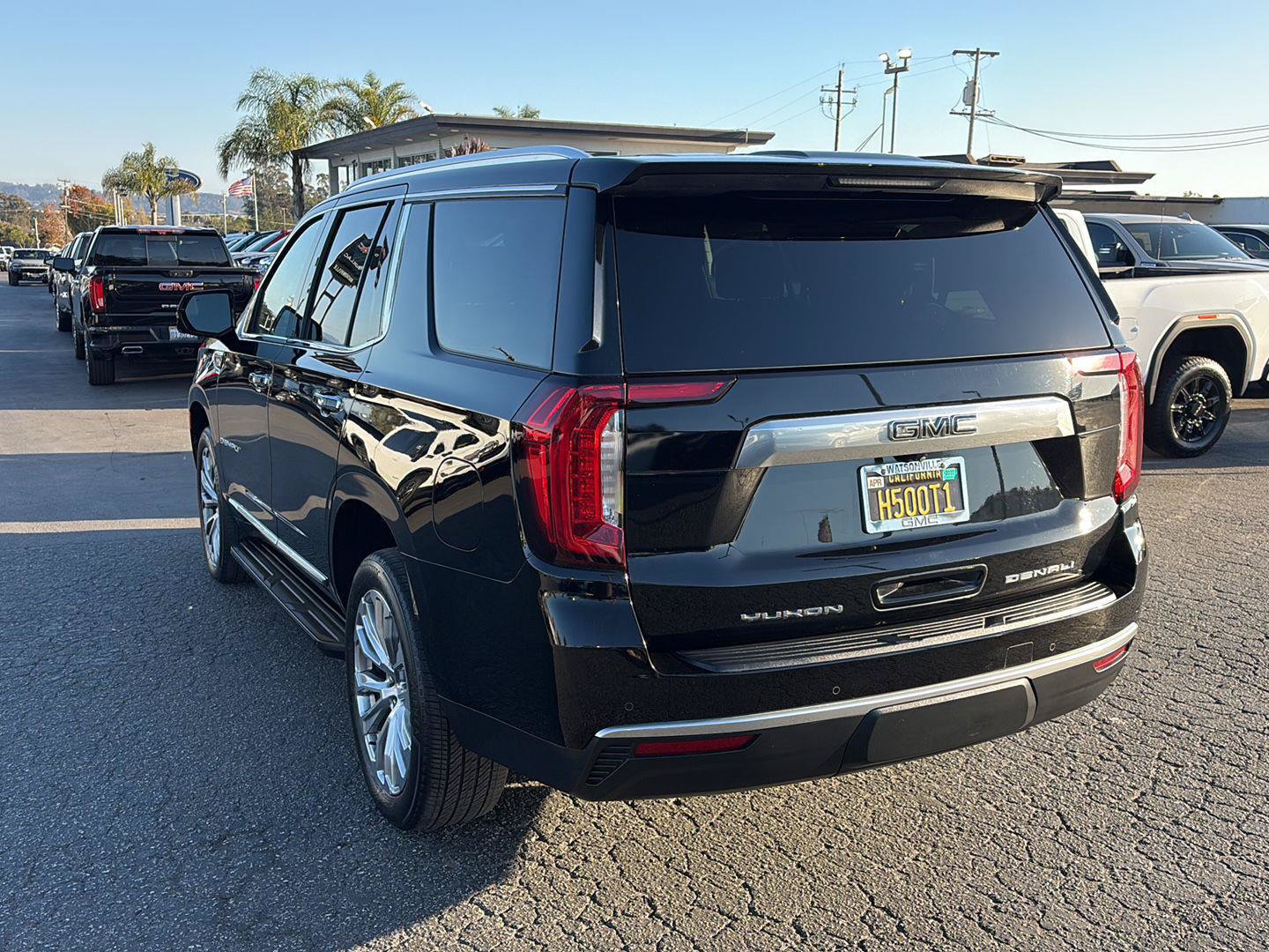 Used 2024 GMC Yukon Denali AWD/4WD image 5