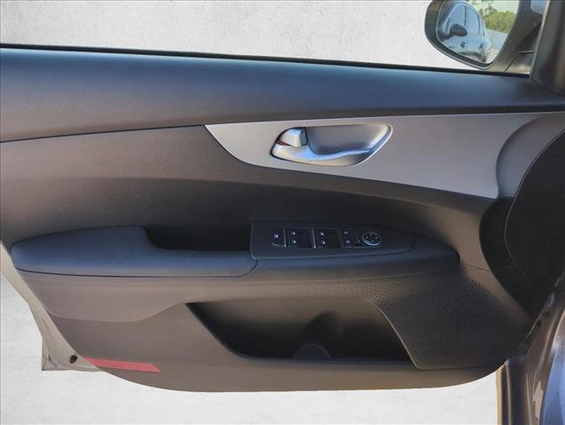 Used 2023 Kia Forte LXS FWD image 10