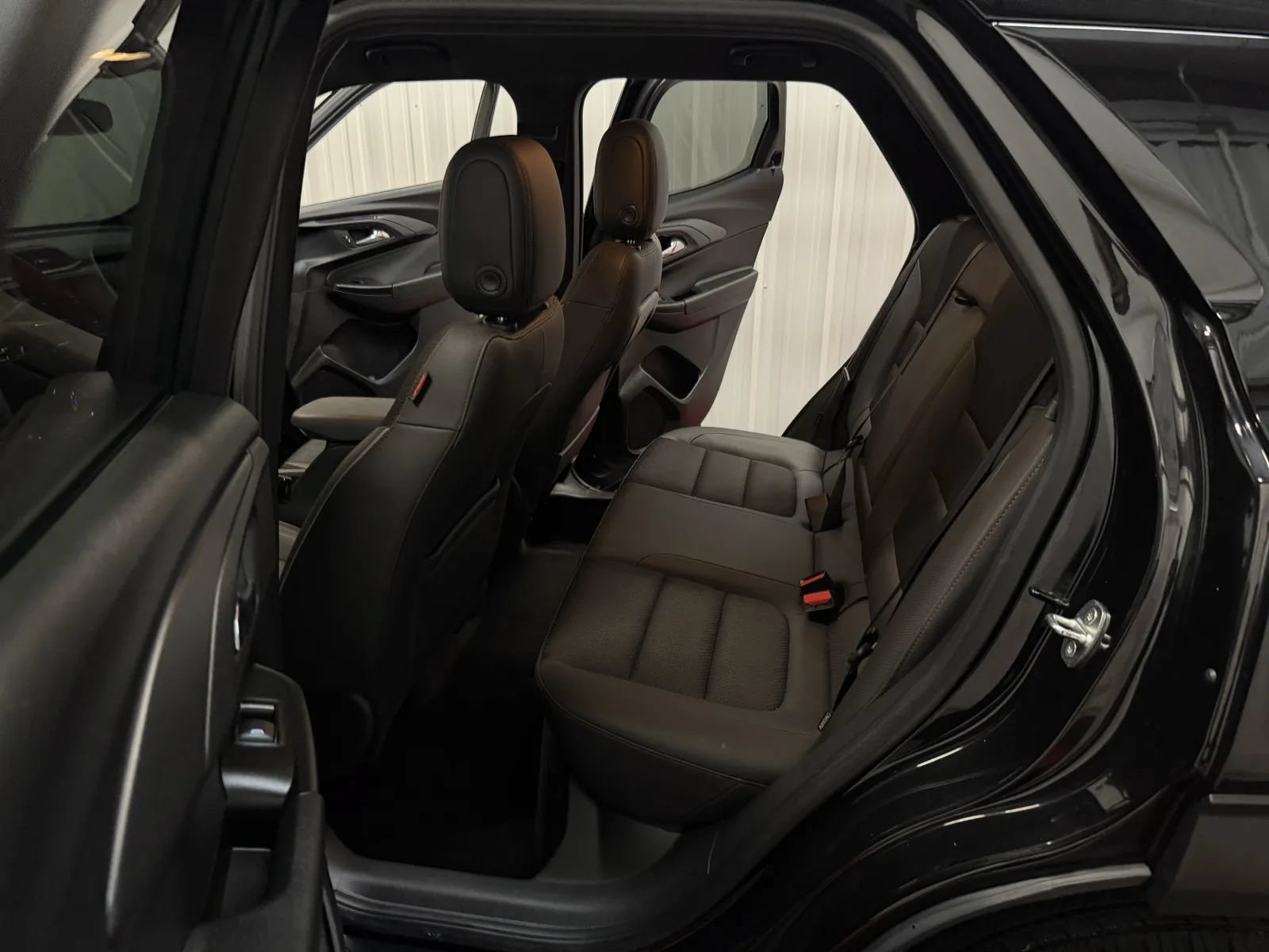 Used 2022 Chevrolet TrailBlazer RS FWD image 39