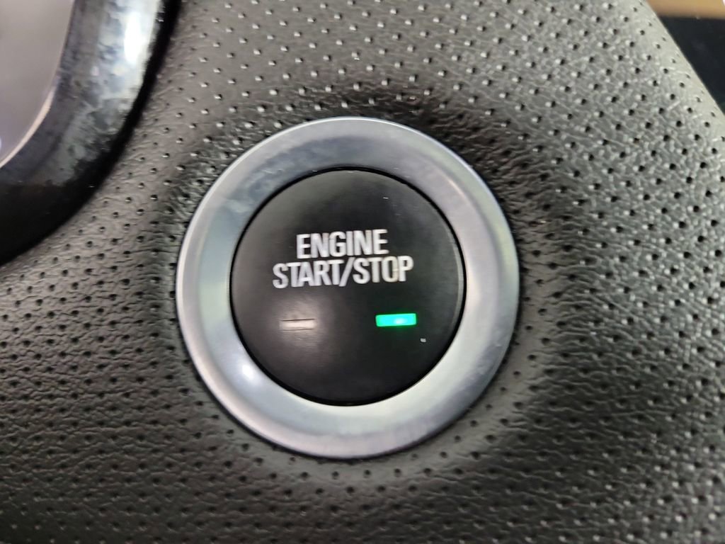 Certified 2023 Cadillac XT5 Premium Luxury w/ Technology Package image 31