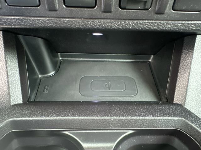 Used 2016 Toyota Tacoma TRD Off-Road w/ Premium & Technology Package image 34