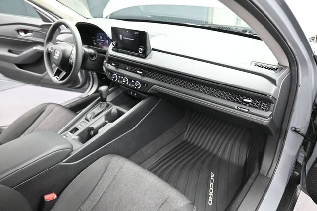 Certified 2025 Honda Accord SE image 22