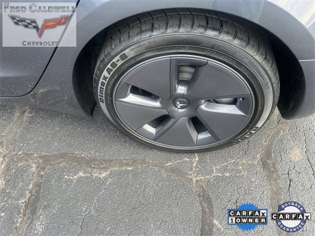 Used 2022 Tesla Model 3 Long Range image 32