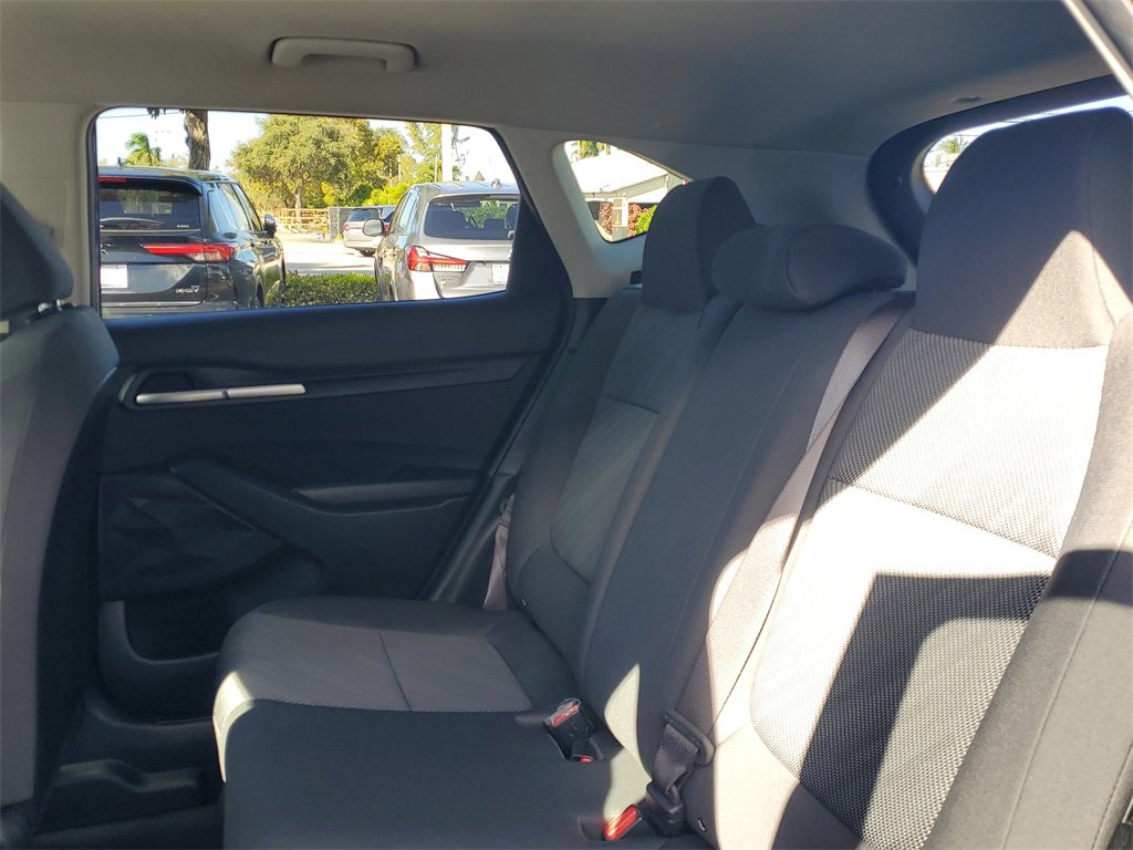 Certified 2022 Kia Seltos LX image 13