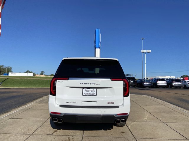 Used 2025 GMC Yukon XL Denali AWD/4WD image 10