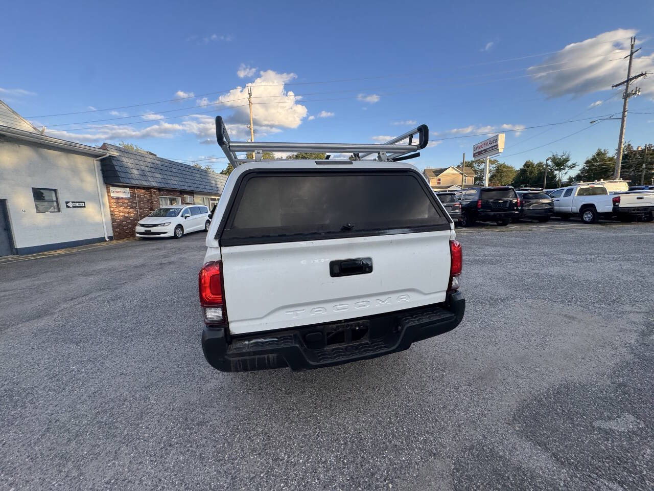Used 2020 Toyota Tacoma SR image 19