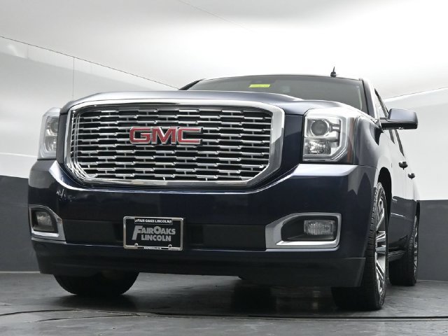 Used 2018 GMC Yukon XL Denali w/ Denali Ultimate Package AWD/4WD image 39