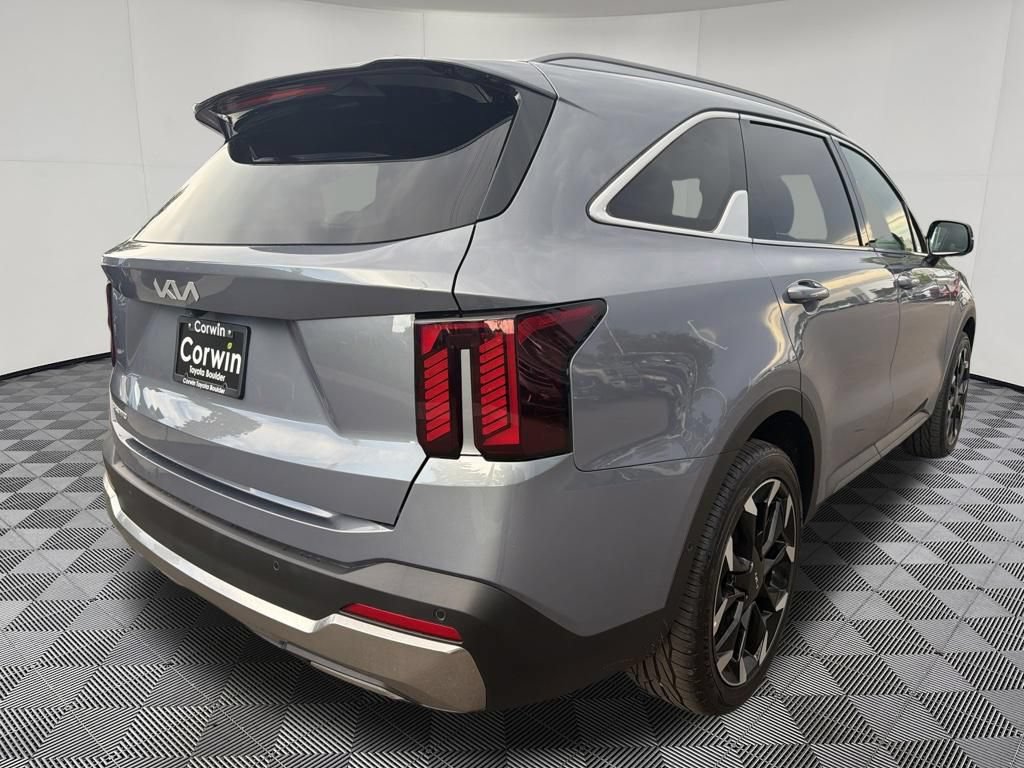 Used 2025 Kia Sorento SX FWD image 8