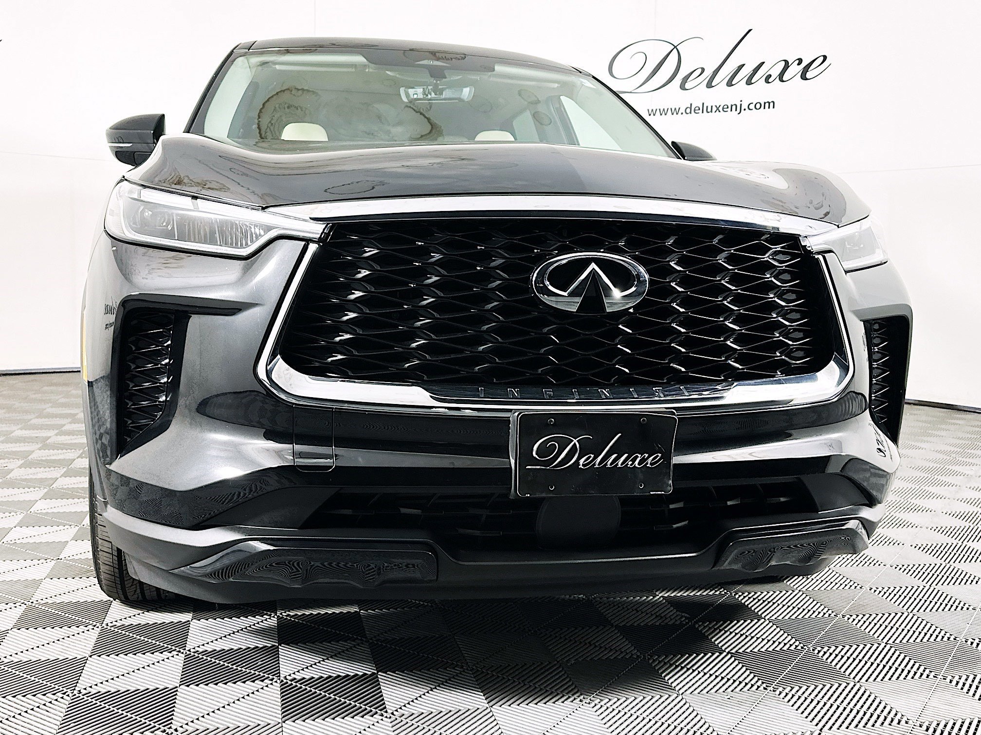 Used 2025 INFINITI QX60 Pure image 33