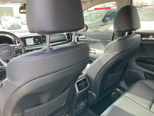 Used 2021 Kia Sportage EX w/ EX Technology Package image 48