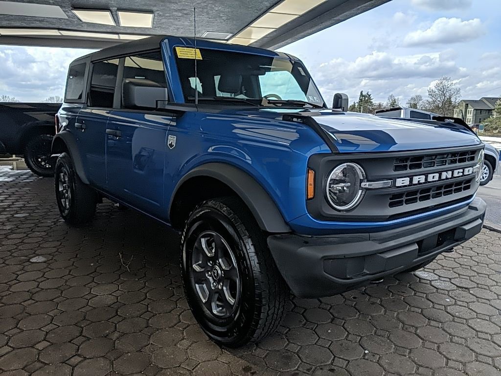 Used 2025 Ford Bronco Big Bend image 4
